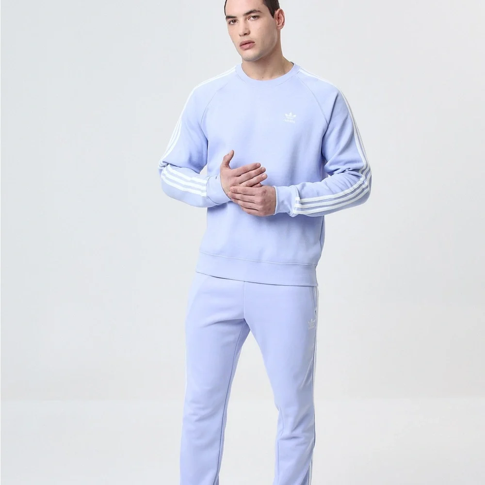 Adidas original classic 3 stripes sweat shirt